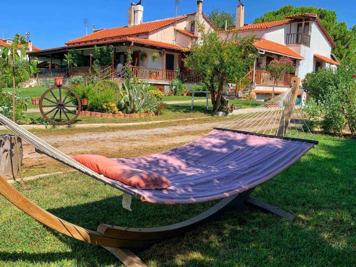 Вилла Ivonnis Garden Mesimvria  Экстерьер фото